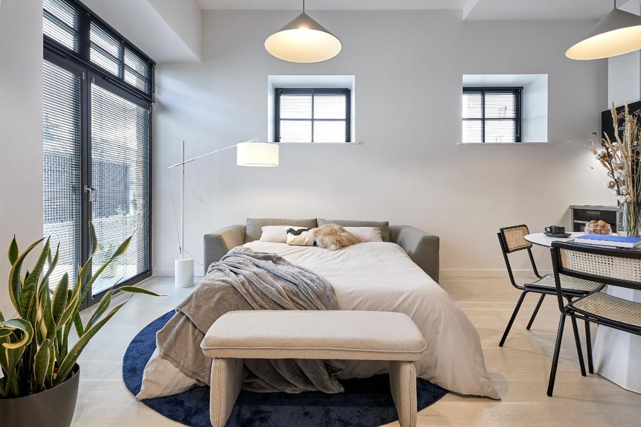 Apartament High Ceiling Loft With Its Own Backyard And A Terrace Tallin Zewnętrze zdjęcie